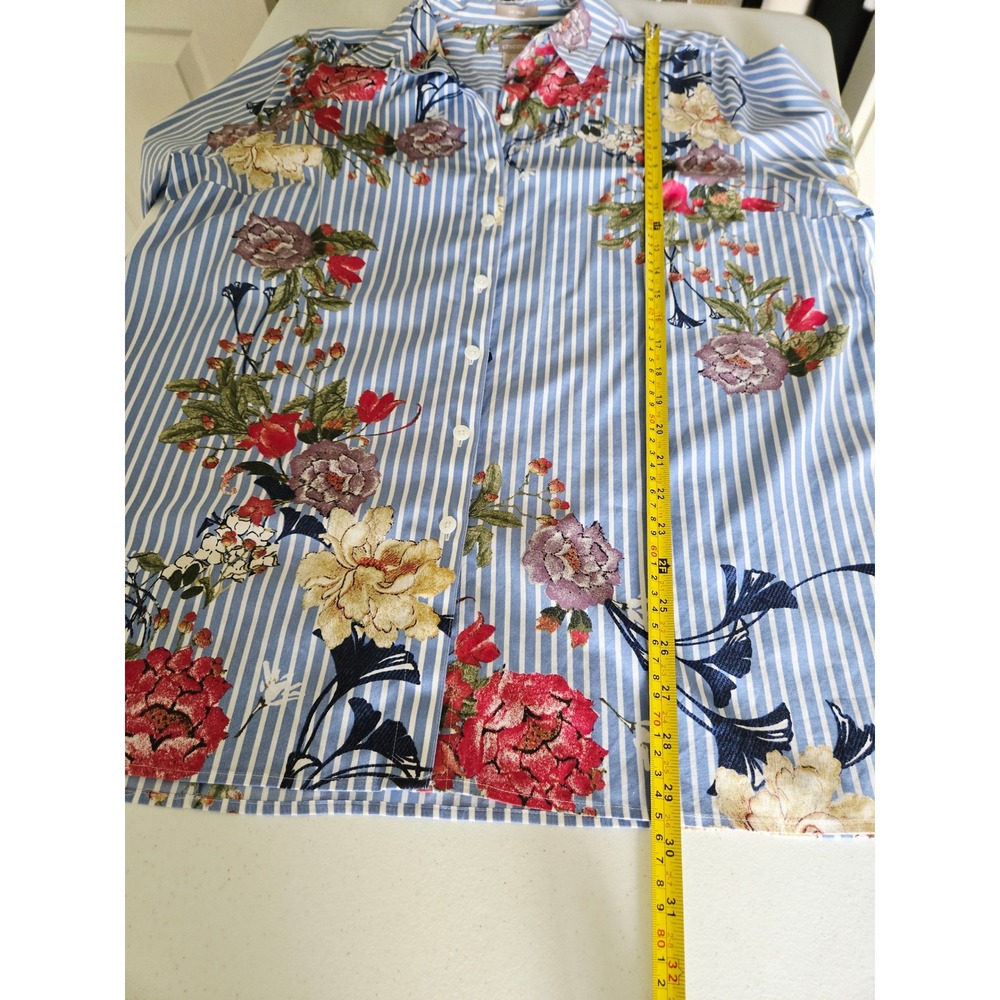 Chico's 3 No Iron Striped Floral Button Down Shirt Blue White Pink Womens 16-18 - Picture 7 of 8